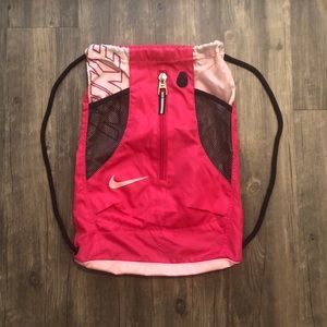 Nike drawstring bag